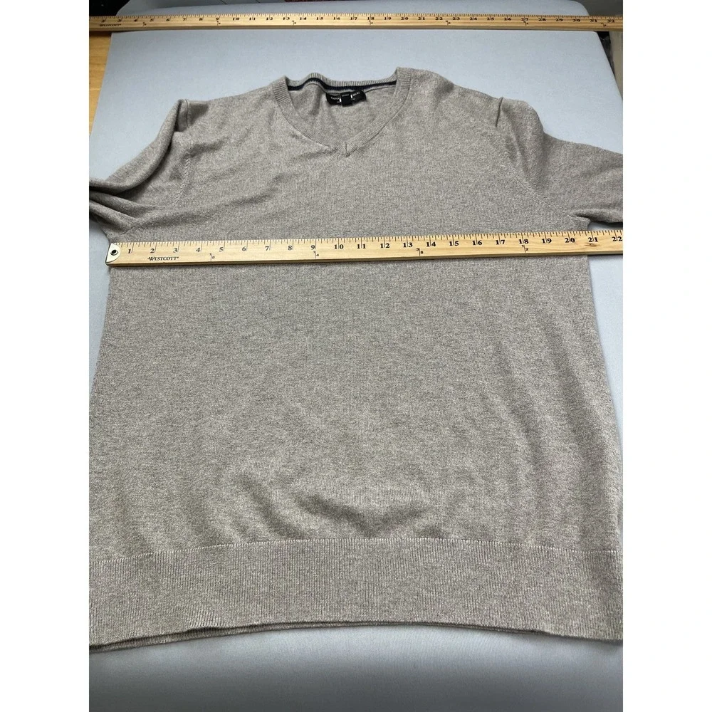 Banana Republic Men's M V-Neck Sweater Premium Luxe‎ Yarn Cotton Silk Blend Tan